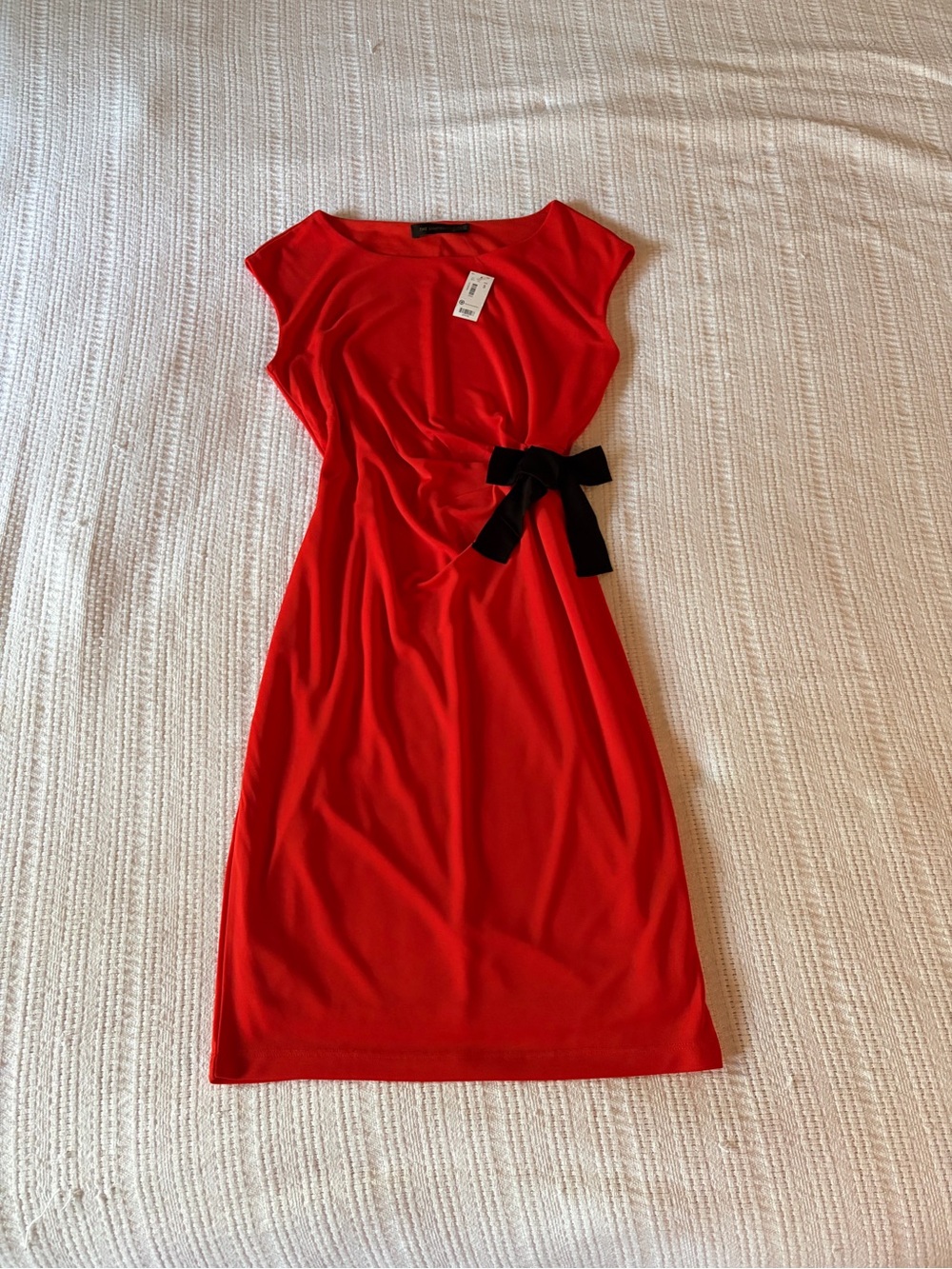 NWT The Limited Red Sleeveless Ruched Cocktail Dress Black Bow Accent - Small